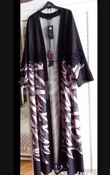 kostyum 46: 38 bedenden,46 bedene kimi gedir.
Hicablı xanımlarda geyine biler — 1