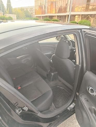 tesla model s: Nissan Sunny: 1.3 l | 2012 il Sedan — 8