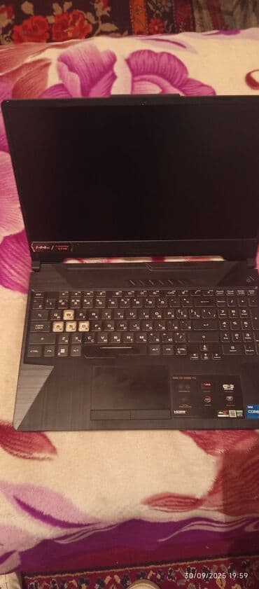 mini laptop: ASUS — 1