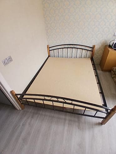 divara yigilan yataq: İşlənmiş, İkinəfərlik çarpayı, Bazasız, Matrassız, Siyirməsiz — 1