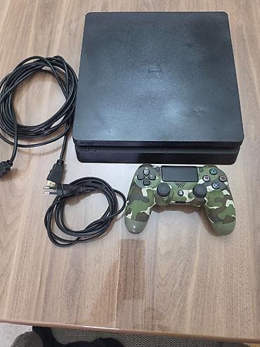 Ps4 slim 500GB. En son reviziyadir, 1 original pult ve snurlar, pultun