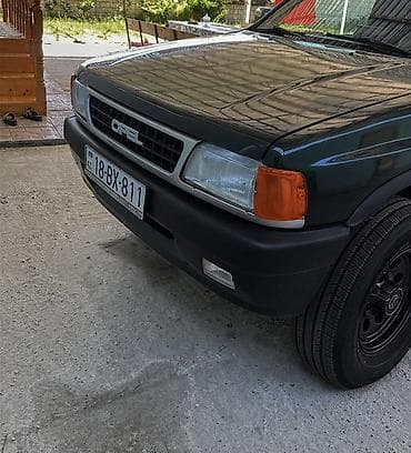 volta vs 1: Opel Frontera A – 5 qapılı SUV Texniki xüsusiyyətlər: - Yanacaq — 5