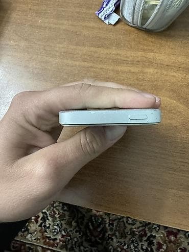 iphone 5s telfon: IPhone 5s, Gümüşü, Barmaq izi — 5