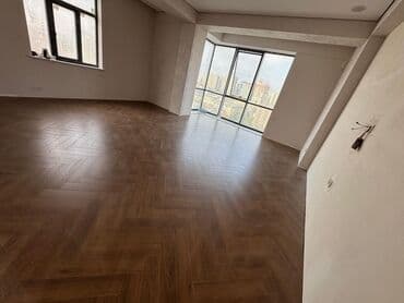 9 mkr kohne binalar: Panoram pəncərəli, geniş və işıqlı otağa malik mənzil. Açıq planlı — 1