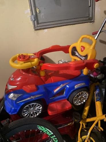 dəmir masin: Uşaq üçün minik maşını – itələmə/qoltuqlu model -Az istifade olunub — 1