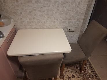 1) Mətbəx masası və 2 ədəd oturacaq - 90 azn ( oturacaqlar