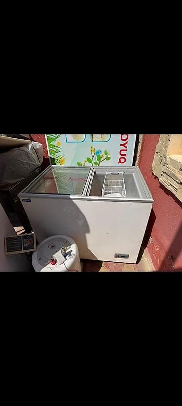 modem satilir: Şüşəli dondurucu, Uğur, Türkiyə — 1