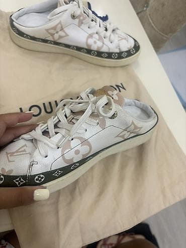 krosovkalar: Original luis vuitton 38 razmer Ağ rəngli dəri qadın krossovkası – — 1