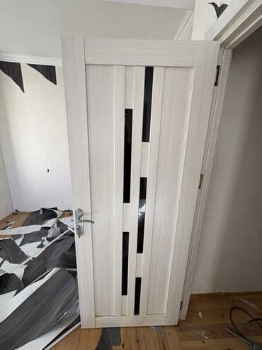 otaq bitkileri: 5 ədəd var Təzə kimidi Ramanada yerləşir Ağ-açıq palıd tonlarında — 4