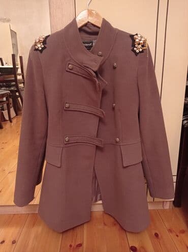 qadın jaketi: Qadın paltosu 40 ölçü L razmer 10 azn unvan mastaga. koroglu neftciler — 3