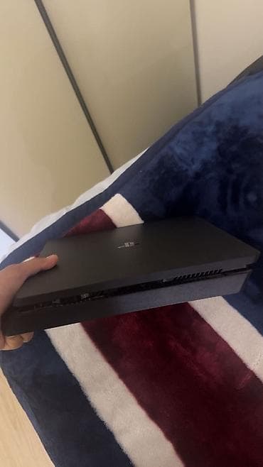 iphone8 plas: PlayStation 4 Slim oyun konsolu paketi - Model: PS4 Slim (orijinal — 4