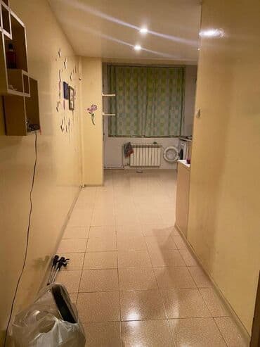 qubada aylıq kirayə evlər: Xətai rayonu (Xəzərin kruquna yaxın)5 mertebeli binanın 2-ci — 13