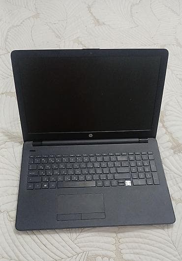 HP noutbuk – 15.6" ekranlı, tam ölçülü klaviatura və ayrılmış rəqəm — 1