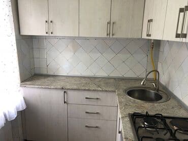 hezi aslanov evler: 28 may metrosunun yaxınlığında herbi prokuraturaya yaxin 5 mertebeli — 3