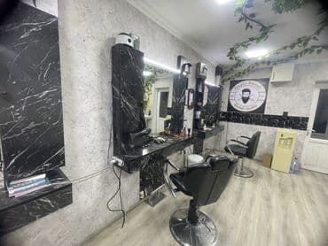 стол с зеркалом: Б/у, Стол для стрижки, С зеркалом — 1