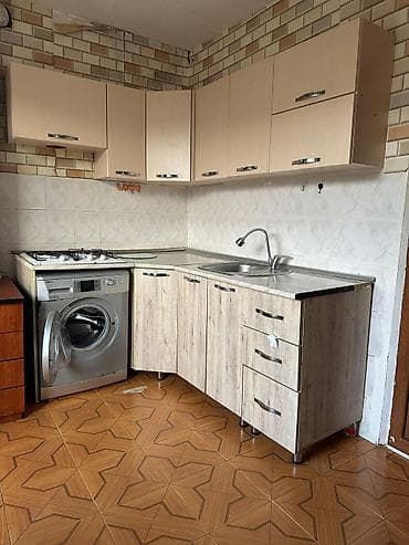 keslede satilan evler: Kirayə verilir. əşyalı 2 otaq.Bakixanov(Razin),talkuçkanın — 3