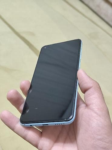 Telefon zavoddur. Ekran zad dəyişilməyib. Real alıcıya endirim olacaq