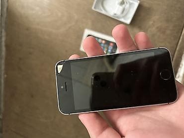 iphone d: IPhone 5s — 3