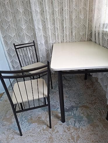 Mətbəx və ya balkon üçün kompakt masa-stul dəsti - Dəst: 1 ədəd masa — 4