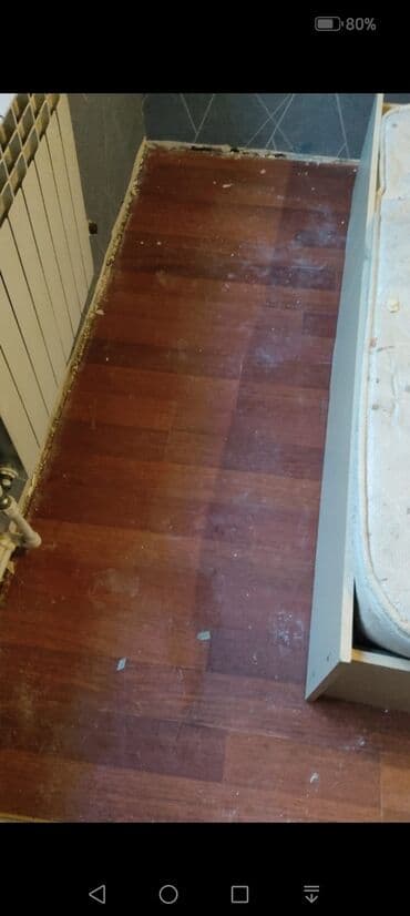 suya davamli laminatlar: Usten cixma döşeme laminat umimi 45 kv evden sokulmedir 30kv satilir — 1