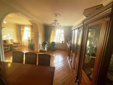 9 ci mikrorayon satilan evler: Bakı, Qaraçuxur qəs., 3 otaqlı, Köhnə tikili, 96 kv. m — 2