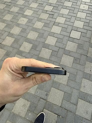 Адаптеры: IPhone 15, 256 ГБ, Black Titanium — 4