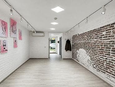 avto karavan: İcarəyə verilir obyekt 80 m², Elmlər Akademiyası m. Daha 7 şəklə bax — 1
