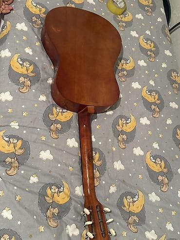 gitara tornado: Klassik gitara . Real alıcıya endirim edecem - Korpus: tam ölçülü — 2