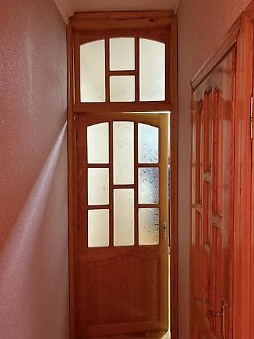 Ağac iç qapı dəsti - Material: təbii ağac (taxta karkas və qutu)