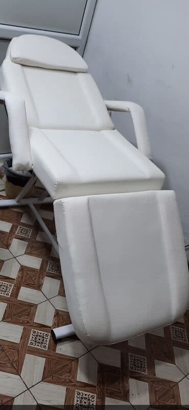 Salon masaları: İşlənmiş, Kosmetoloji kuşetka, rəng - Ağ — 1