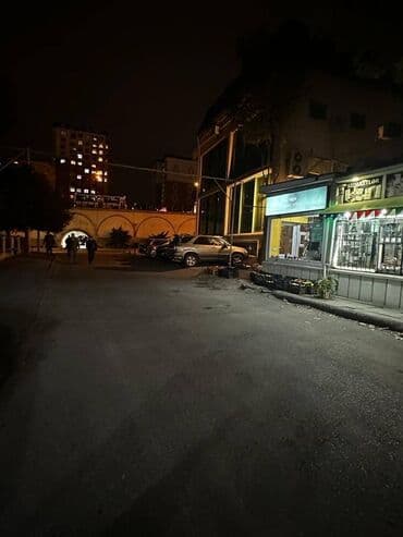 mingecevir obyekt: Babək prospekti, Acsess bankın arxasında, 300 kv sahəsi olan gözəllik — 12