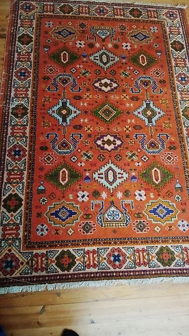 Qəsəbə/Quba üslubunda əl xalçası - Material: təbii yun, sıx ilmə