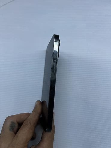 iphone e: IPhone 13 Pro, 128 GB, Desert Titanium, Face ID — 4