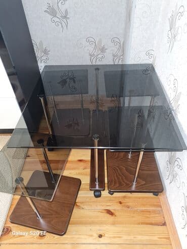 uşaq arabaları transformer: Jurnal masası, İşlənmiş, Açılan, Şüşə, Kvadrat masa — 1