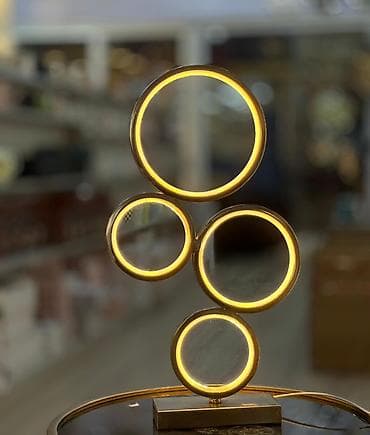 stolustu lampa: Müasir masaüstü LED işıqlandırma dekoru - Dizayn: Qızılı tonlarda — 1