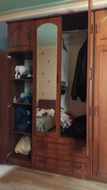 Divanlar: İşlənmiş, 2 qapılı Düz dolab, Şifonyer, Azərbaycan — 4