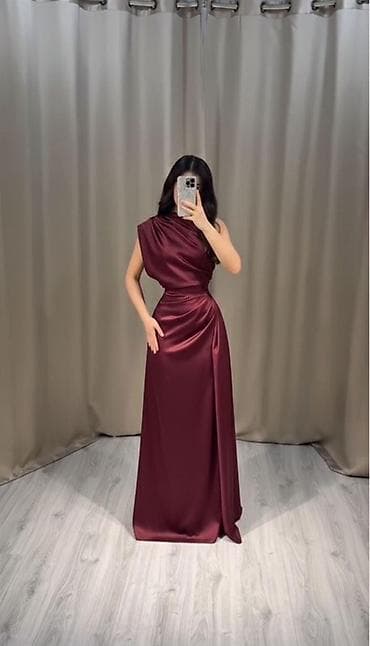 koja donlar: Zərif axşam/libas - Model: birqollu, asimmetrik kəsim - Uzunluq — 1