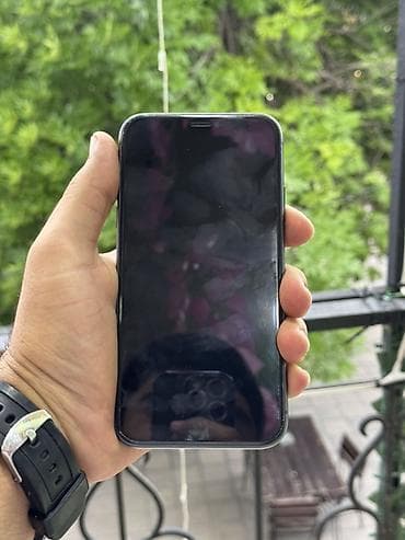 IPhone 11, Qara, Face ID — 2