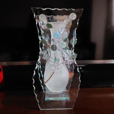 Bir vaza lalafo.az -da Bir vaza