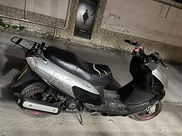 gunes paneli isiqlar: Gümüşü rəngdə, JPJC markalı skuter. Bu model rahat hərəkət üçün — 6