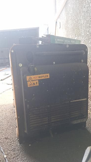 гениратор: Generator satilir 1100 etrafli melumat.ucun
070 734 39 39 — 3