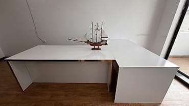 Müdir üçün, Künc masa lalafo.az -da Müdir üçün, Künc masa