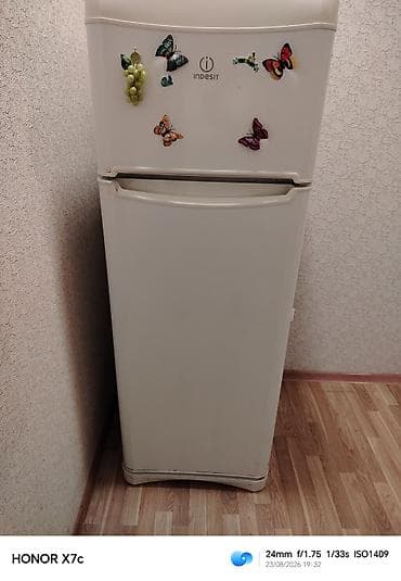 ps 4 ag: Indesit iki kameralı soyuducu - Marka/model: Indesit (üst kamera – — 2
