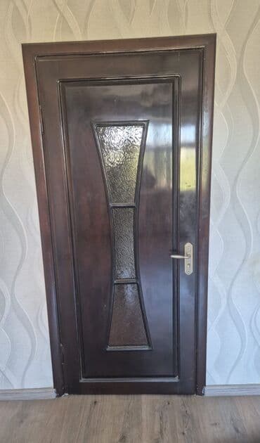 otağ qapısı: Otaq qoıları satlır ev yenidən təmir olundugu üçün çox keyfuyətli — 1