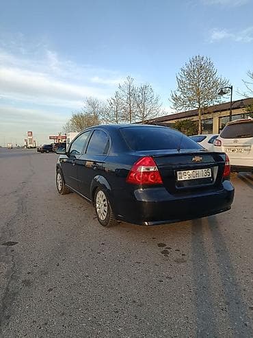 mini traktör satilir: Chevrolet Aveo: 1.4 l | 2011 il 111 km Sedan — 6