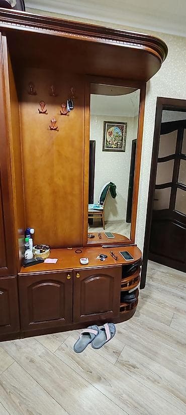 Шкафы: 2 двери, С зеркалом, Коричневый, Другой материал, Распашной, Прямой шкаф — 2