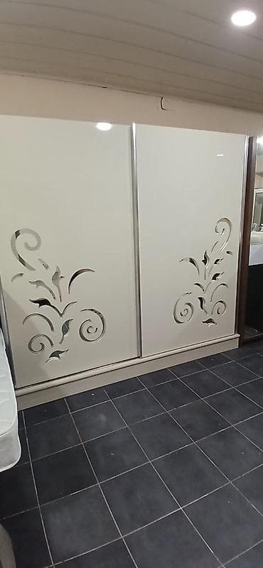 tirmo mebel: Двуспальная кровать, Шкаф — 1