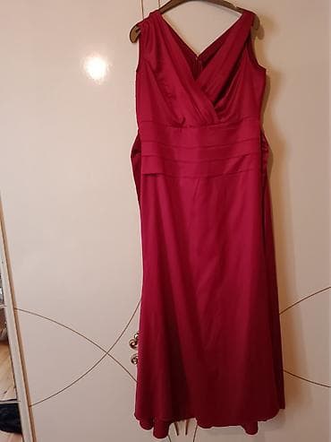 Donlar: Qırmızı/maroon tonlarında 2 ədəd ziyafət geyimi dəsti 1) Zərif atlas — 1