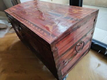 gerbli qepik alışı: Qədimi sandıq, 95x50x48 sm — 4