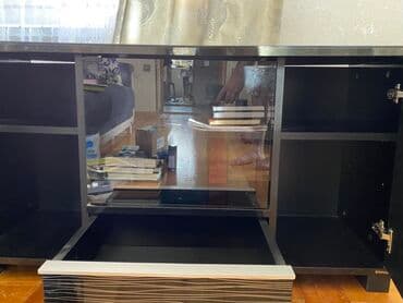 тв стенд: Прямой ТВ стенд, С полками — 3